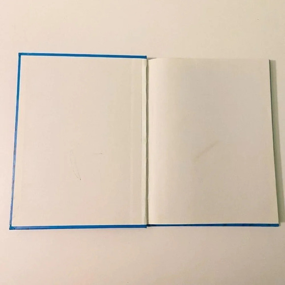 Vintagee  1974 Treasured Tales Of Childhood Stories About Animals Barbara Simons - Picture 5 of 16